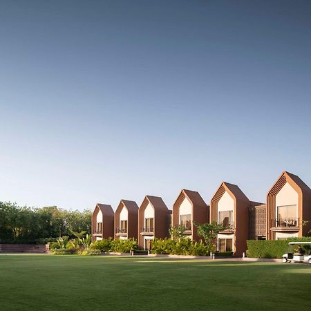 Radisson Resort & Spa Kandla Gāndhīdhām Buitenkant foto