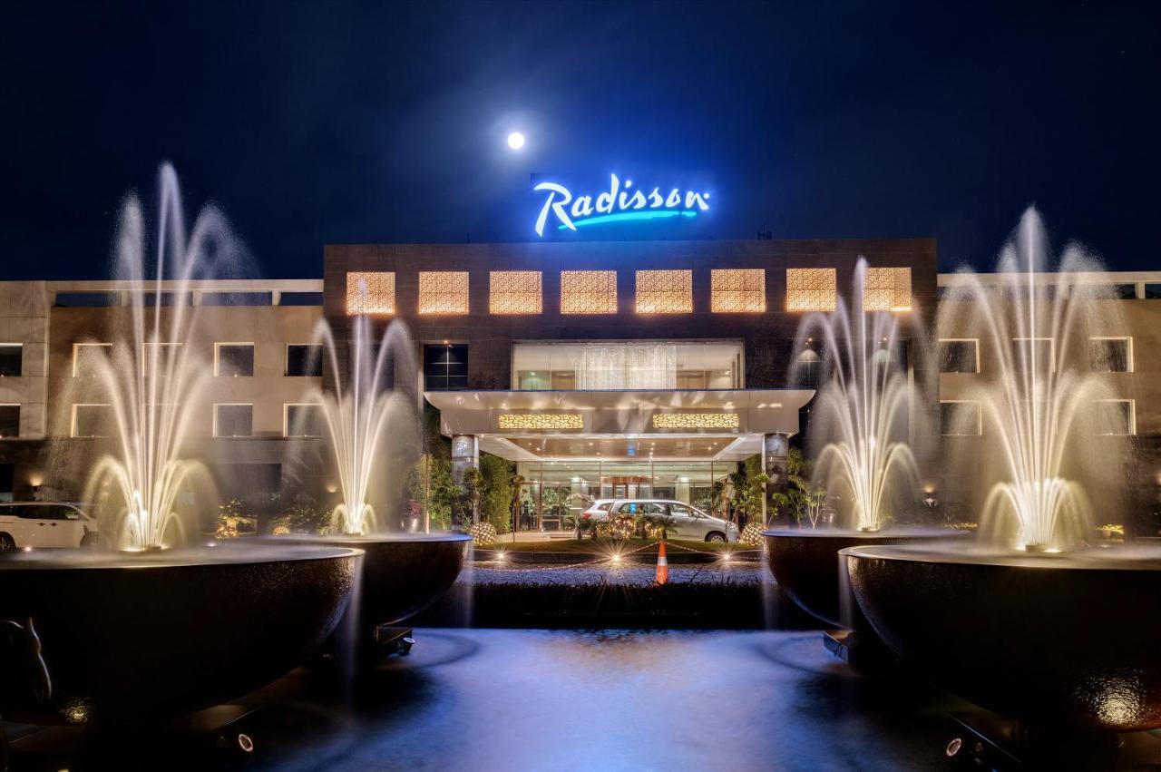 Radisson Resort & Spa Kandla Gāndhīdhām Buitenkant foto