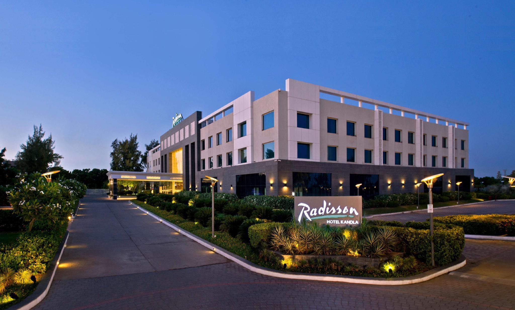 Radisson Resort & Spa Kandla Gāndhīdhām Buitenkant foto